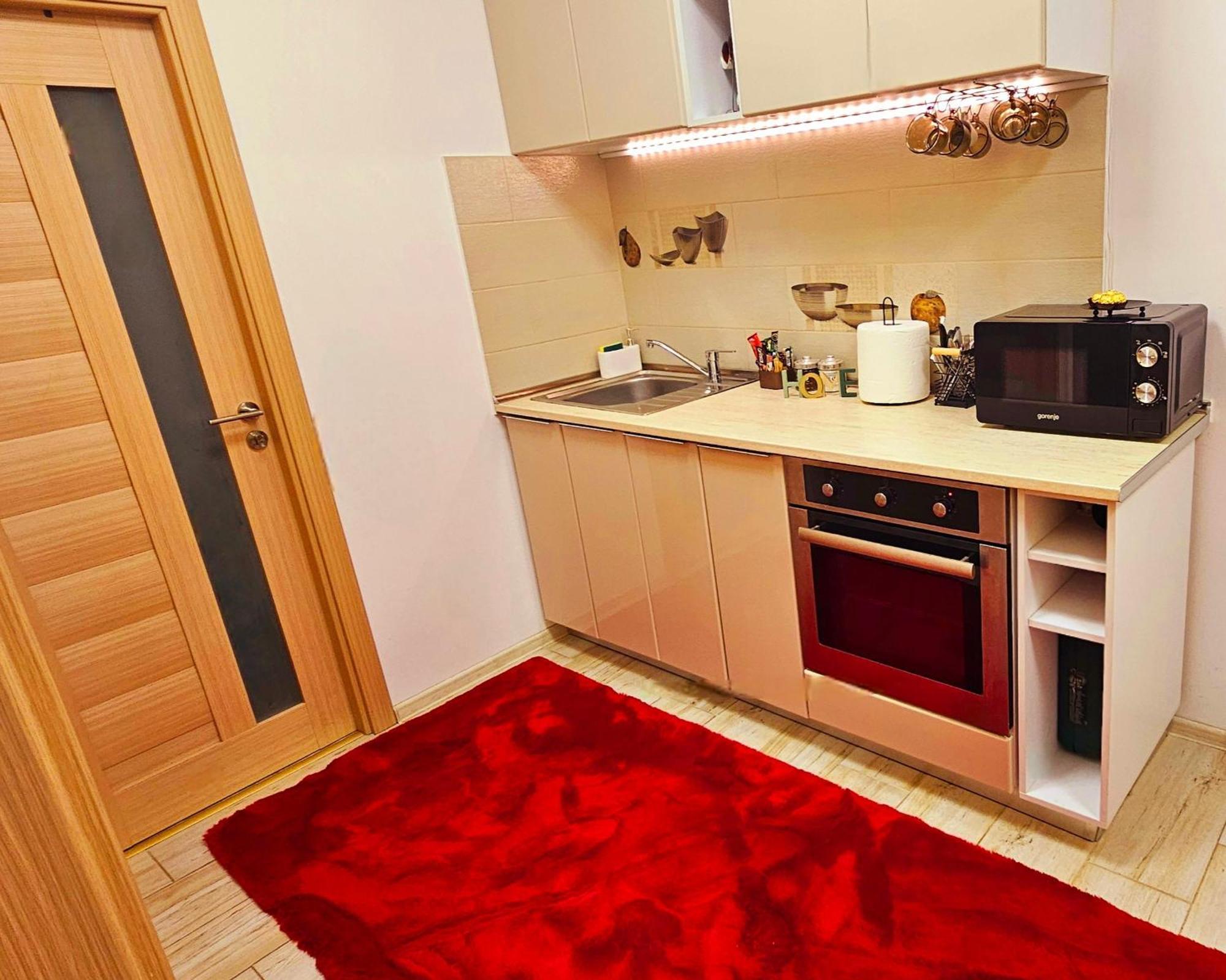 Andrew'S Apartment Central Мамая Екстер'єр фото